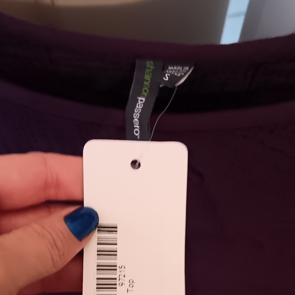 Purple top - Picture 2 of 3